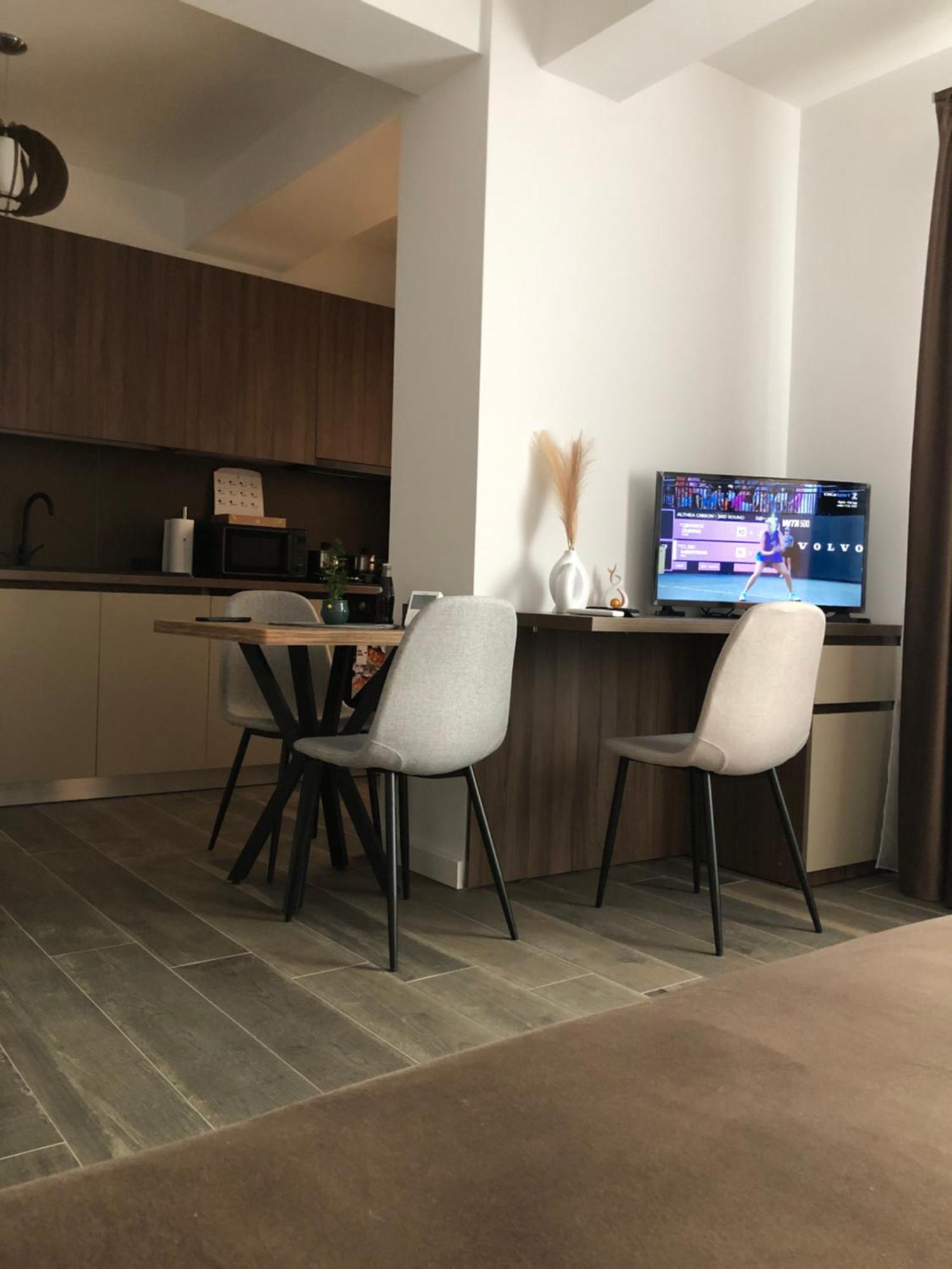 ZResidence Curtea De Arges Ngoại thất bức ảnh